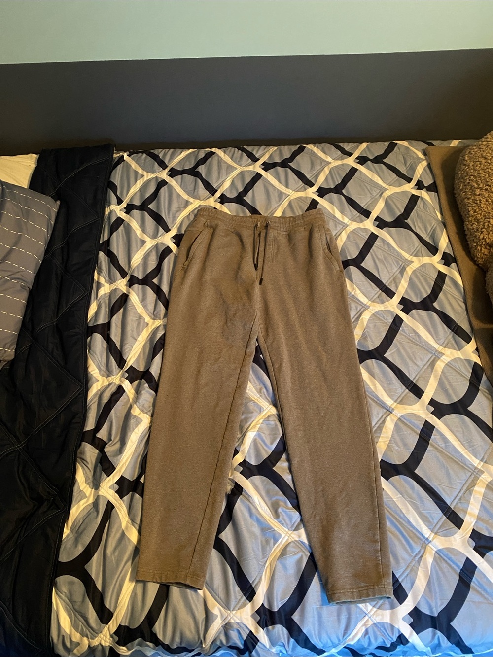 lululemon athletica Men's Gray Drawstring Joggers